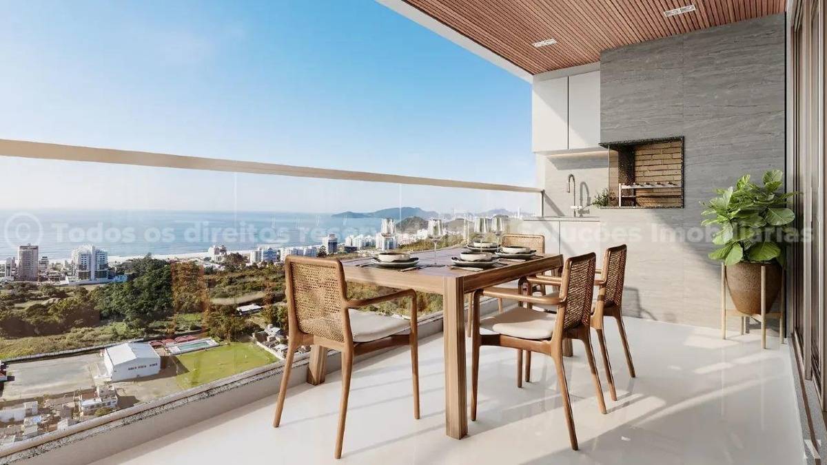 Apartamento com 3 dormitórios no Torres da Brava na Praia Brava em Itajaí