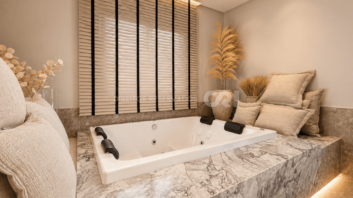 Apartamento com 2 Quartos no Manu Bay na Praia Brava em Itajaí