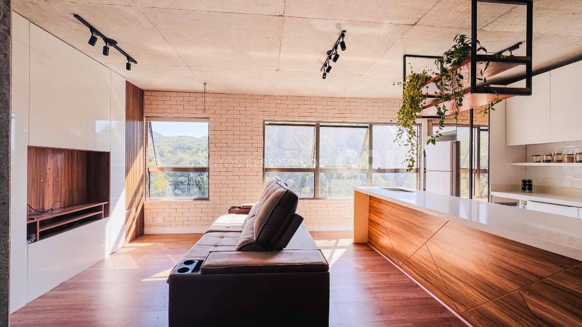 Apartamento com 1 Quarto Mobiliado no MaxHaus na Praia Brava em Itajaí