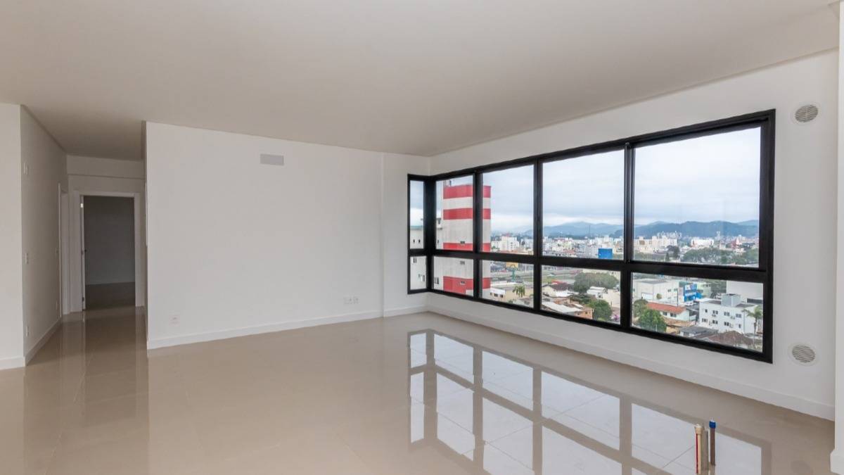 Apartamento com 3 suítes no Edifício Porto Rotterdam no Centro, Balneário Camboriú