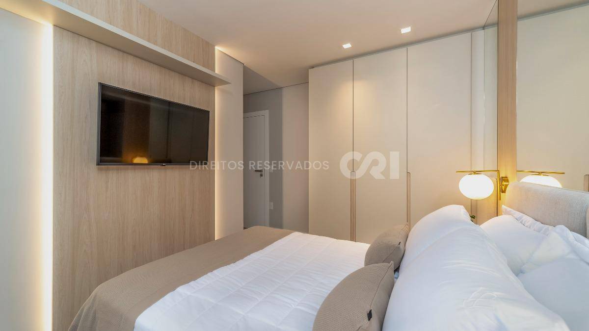 Apartamento Mobiliado com 4 Suítes no Las Salinas no Centro de Balneário Camboriú