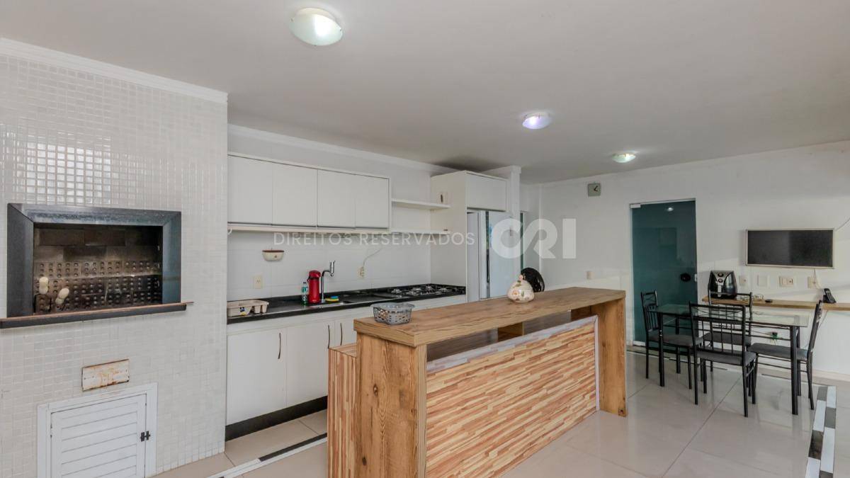Cobertura com 3 Quartos no Pablo Neruda no Centro de Balneário Camboriú