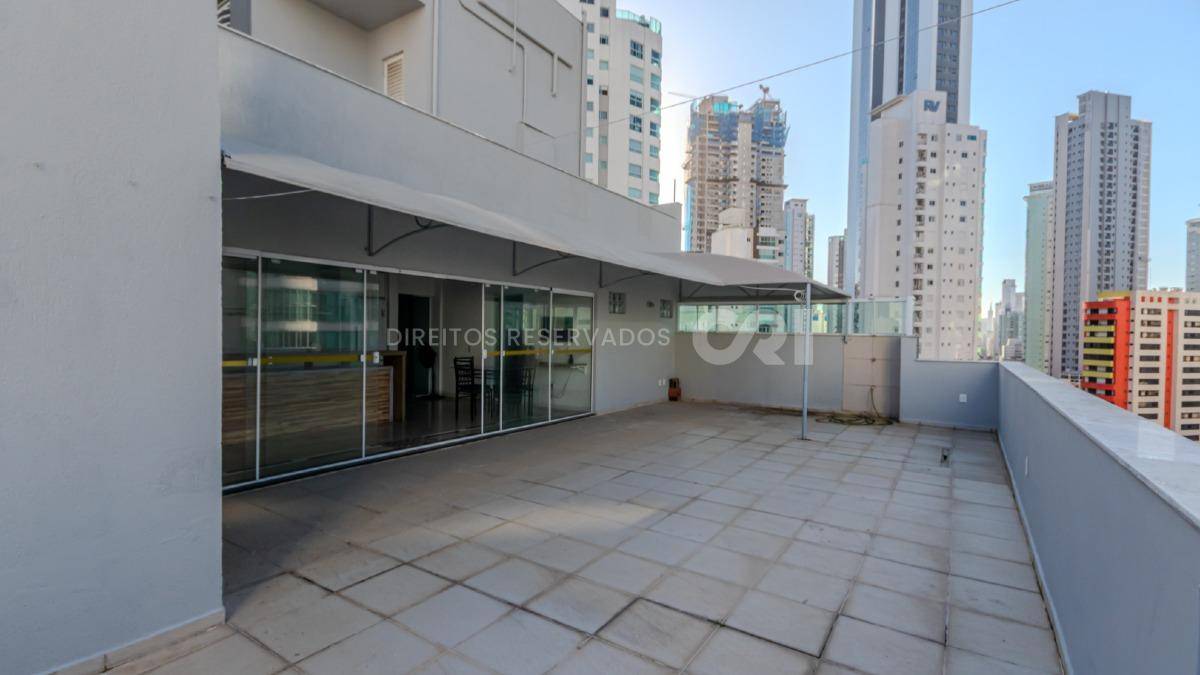 Cobertura com 3 Quartos no Pablo Neruda no Centro de Balneário Camboriú