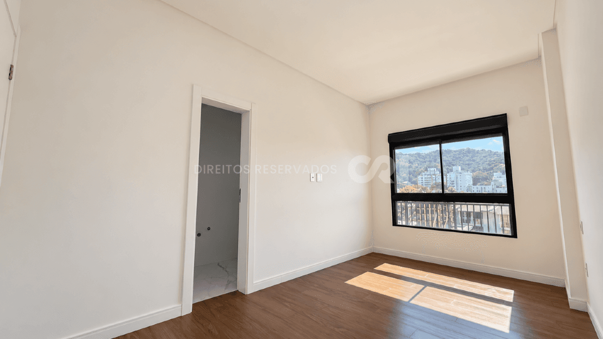 Apartamento Duplex Frente Mar com 3 Suítes no La Plage em Cabeçudas, Itajaí