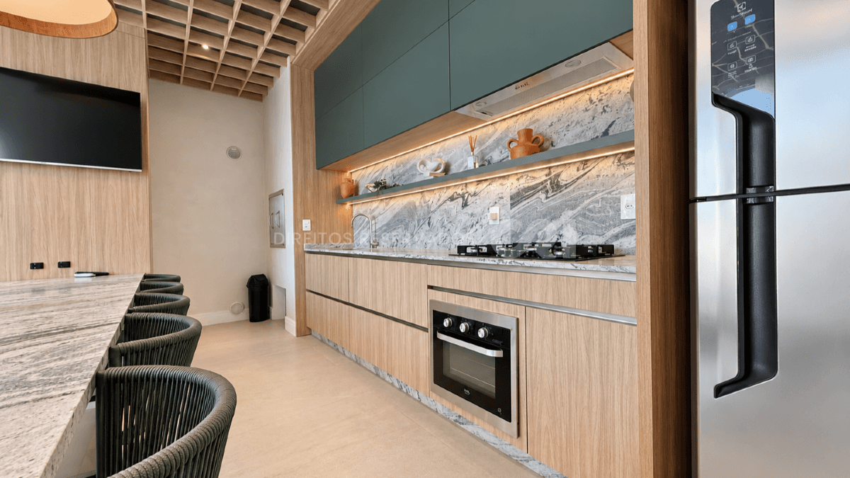 Apartamento Frente Mar Mobiliado com 3 Suítes no La Plage em Cabeçudas, Itajaí