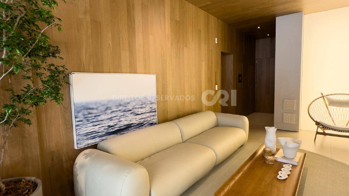 Apartamento com 3 suítes no Edifício DOM no Centro, Balneário Camboriú