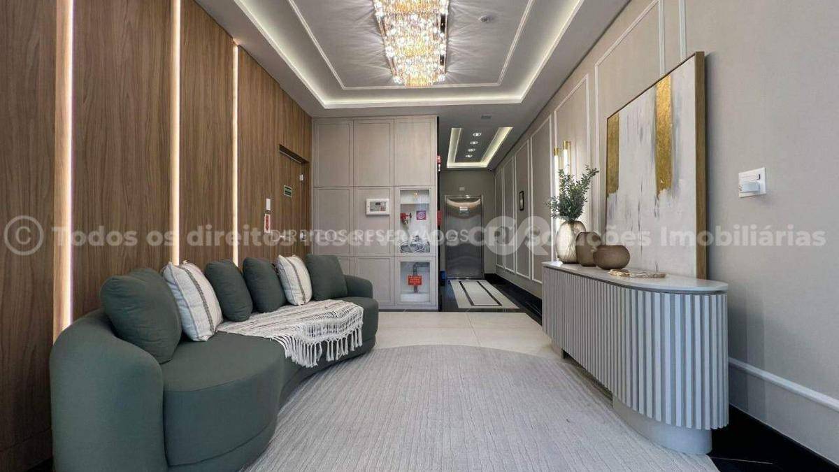 Apartamento com 3 suítes no Residencial Monte Napoleone no Centro em Itapema