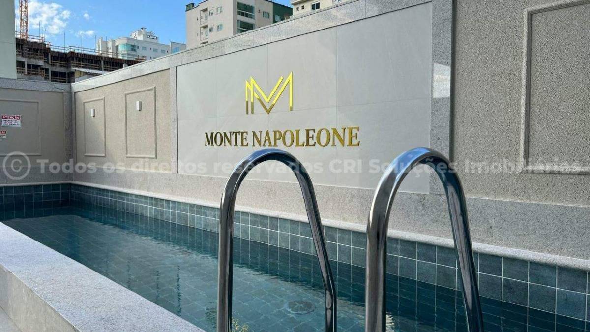 Apartamento com 3 suítes no Residencial Monte Napoleone no Centro em Itapema