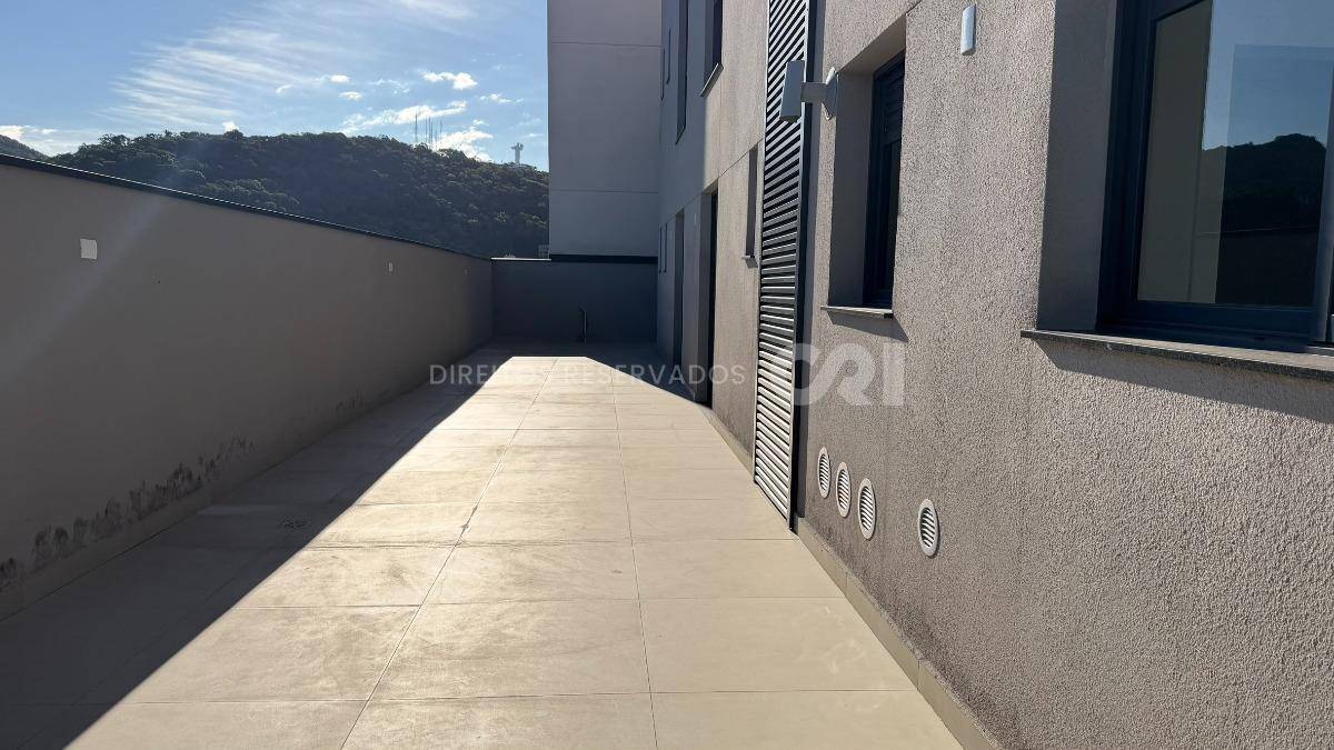 Apartamento com 3 Suítes no Lagom no Centro de Balneário Camboriú