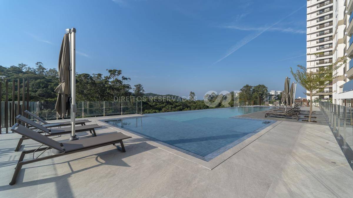 Apartamento com 2 Suítes no Torres da Brava Sirena na Praia Brava em Itajaí