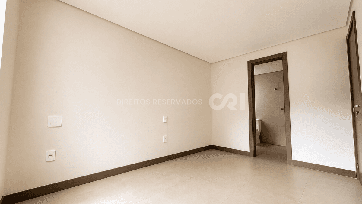 Apartamento com 2 Dormitórios no Edifício Soul Brava Club na Praia Brava em Itajaí