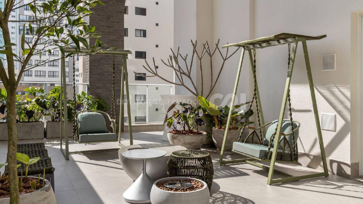 Cobertura com 4 suítes no Edifício Timeless no Centro em Balneário Camboriú