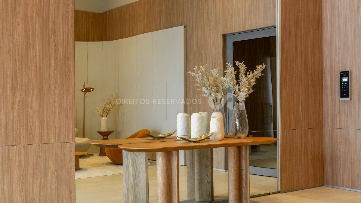 Apartamento com 03 Quartos no Monte Solaro no Centro em Itajaí