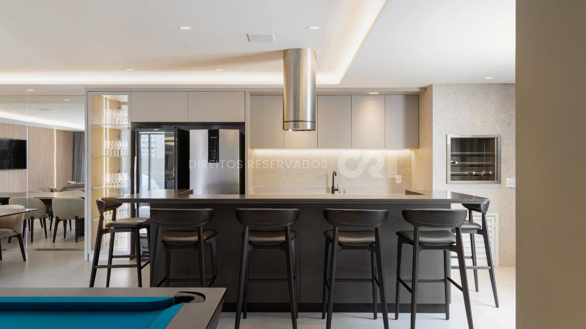 Apartamento com 03 Quartos no Monte Solaro no Centro em Itajaí