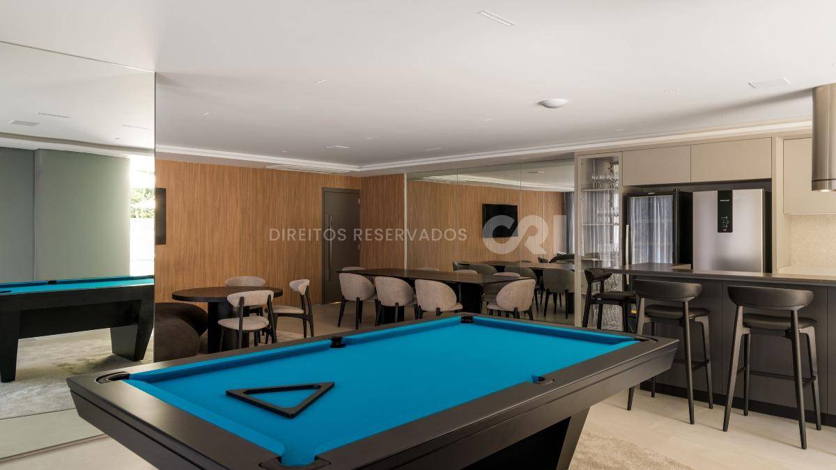 Apartamento com 03 Quartos no Monte Solaro no Centro em Itajaí