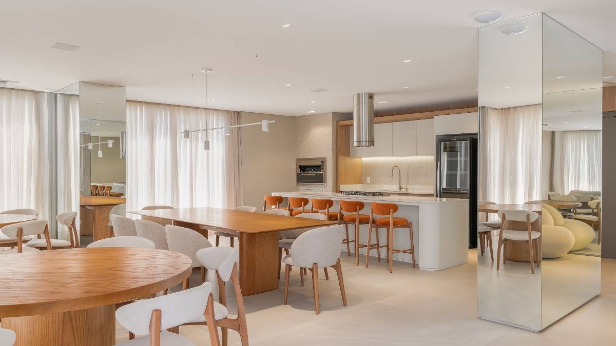Apartamento com 03 Quartos no Monte Solaro no Centro em Itajaí