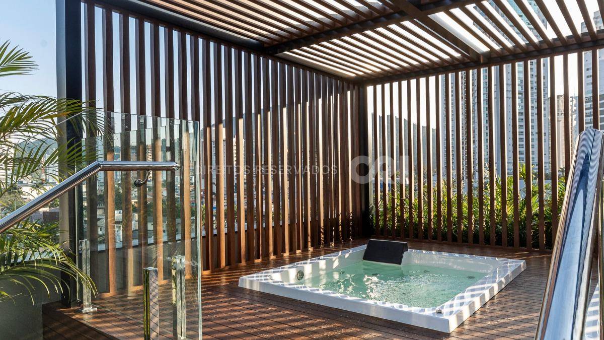 Apartamento com 3 Quartos no Vista Mare no Bairro Fazenda em Itajaí