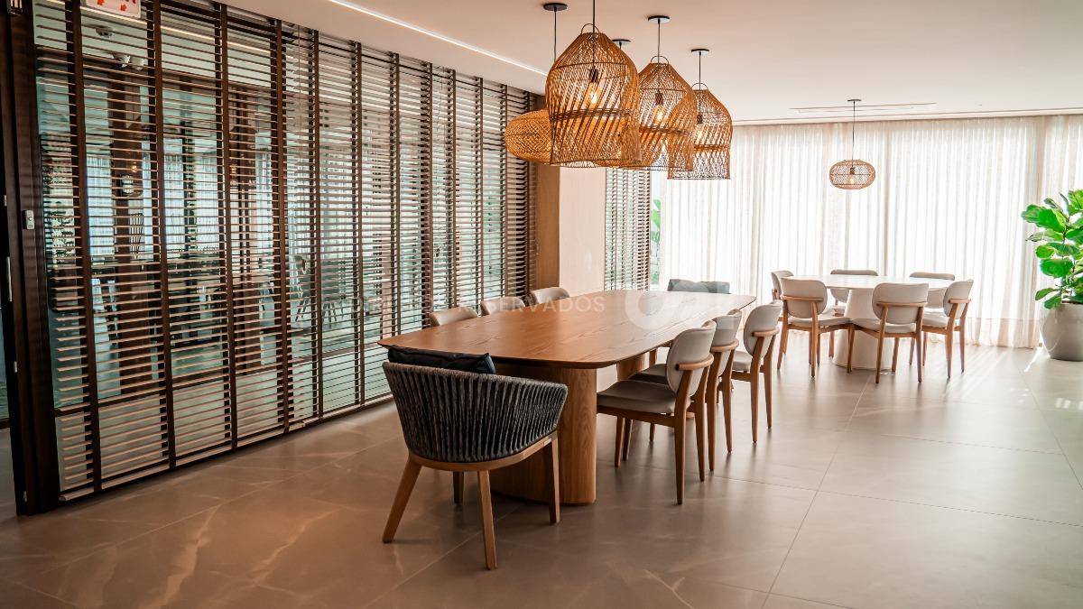 Apartamento com 3 Dormitórios no Torres da Brava na Praia Brava, Itajaí