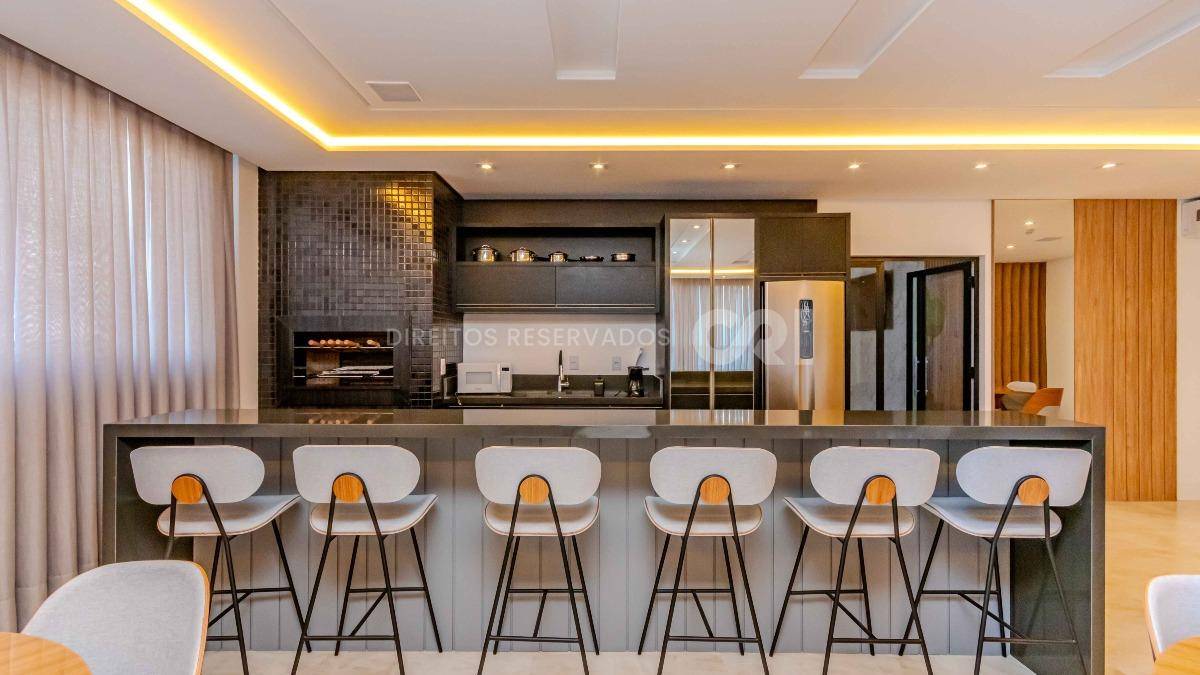 Apartamento com 4 suítes no Paganini Tower no Centro de Balneário Camboriú