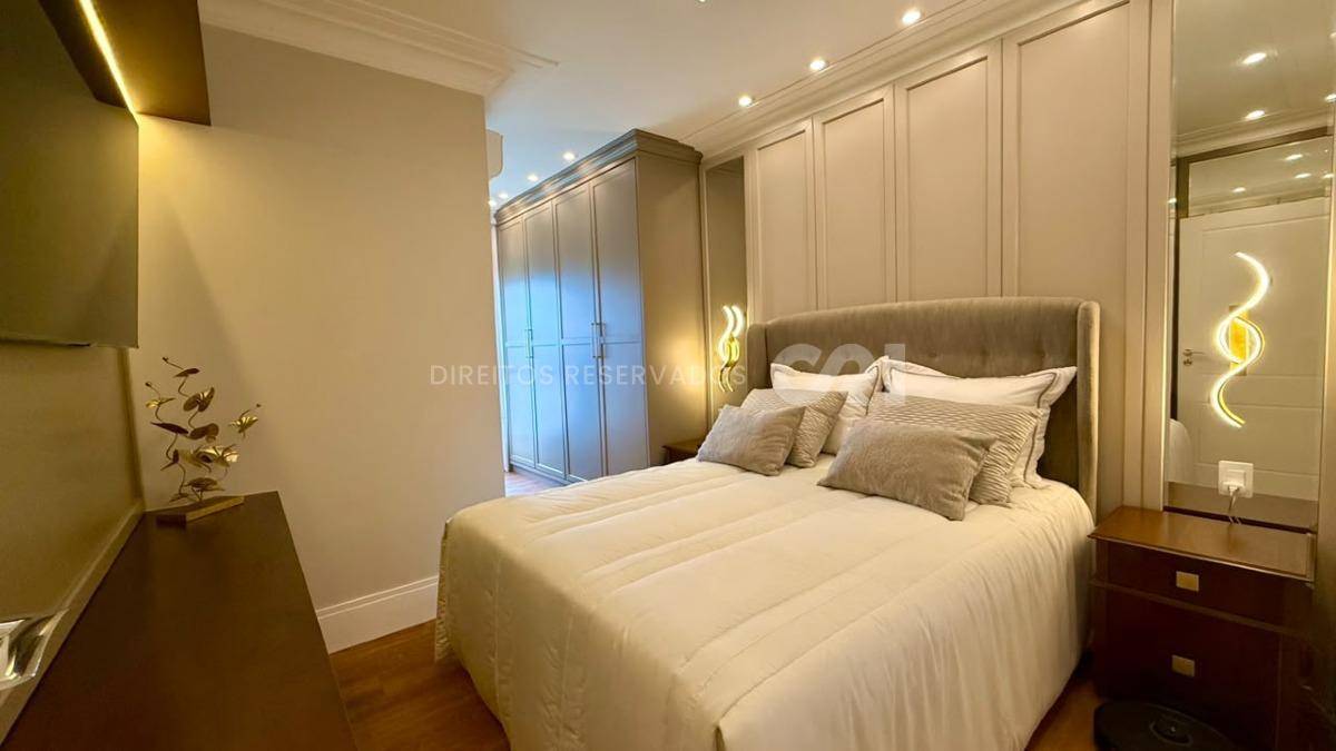 Apartamento frente mar com 4 Suítes no Jardim Europa, Perequê, Porto Belo