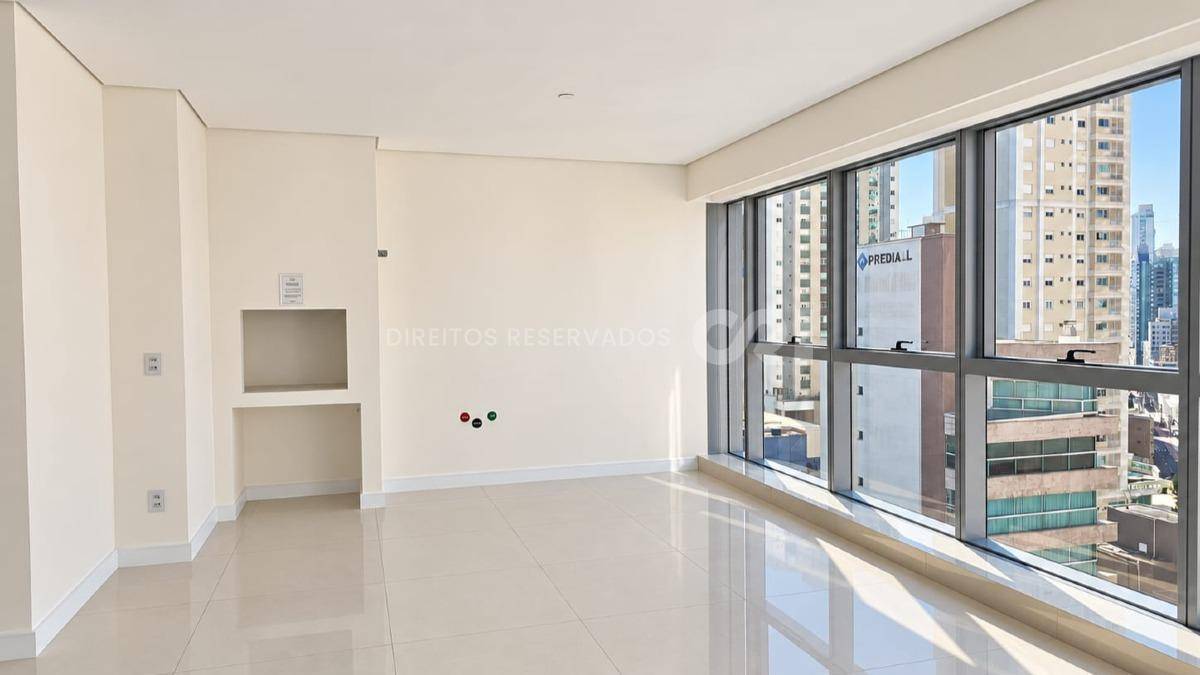 Apartamento no Edifício Vitra by Pininfarina com 04 Suítes no Centro em Balneário Camboriú