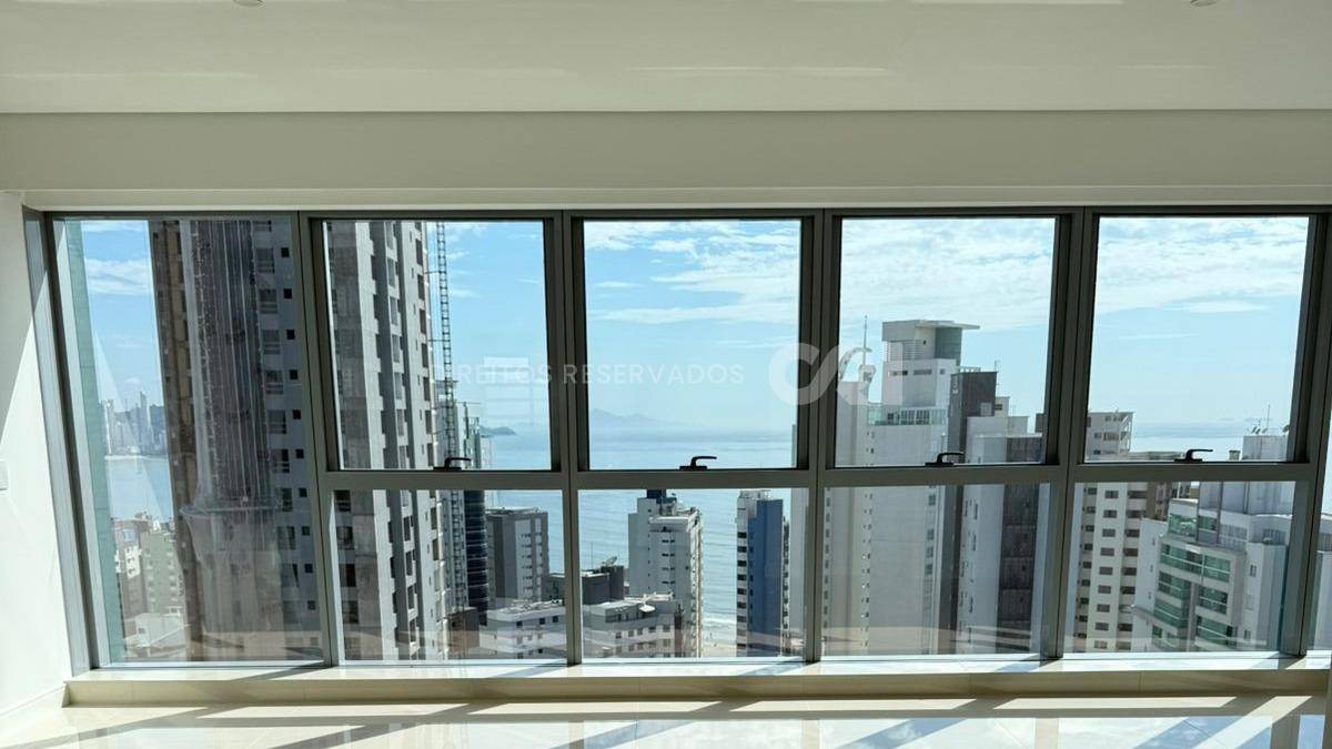 Apartamento com 4 Suítes no Vitra by Pininfarina no Centro em Balneário Camboriú