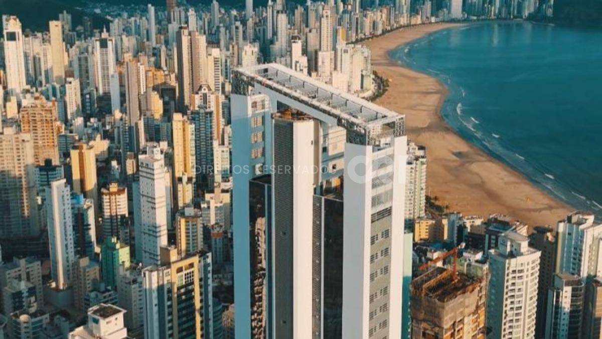 Apartamento com 4 Suítes no Vitra by Pininfarina no Centro em Balneário Camboriú