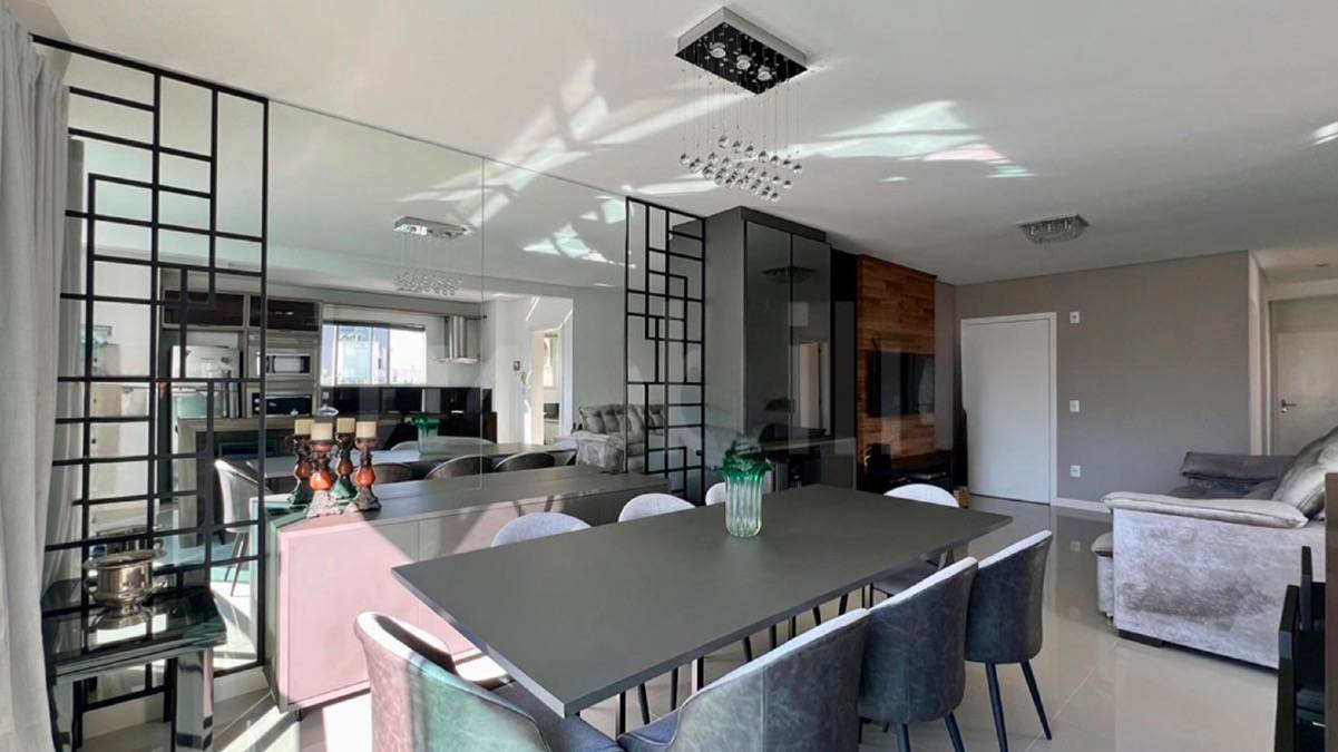 Apartamento com 3 Quartos no Edifício Gran Torino, Centro de Balneário Camboriú