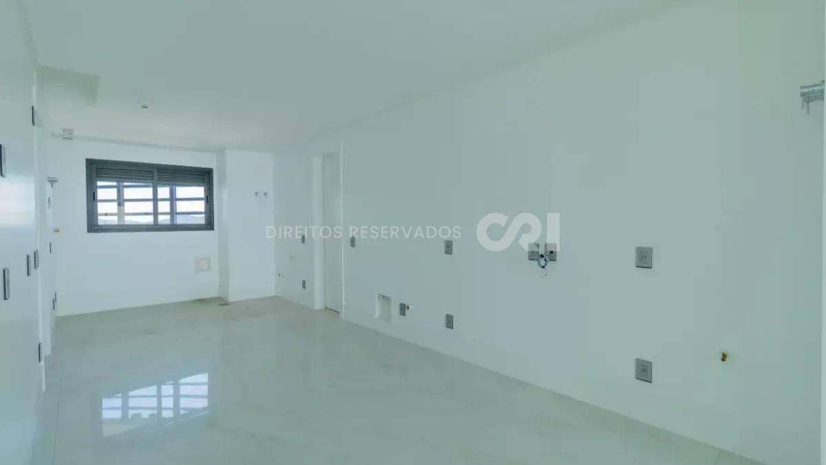 Apartamento com 4 Suítes no Edifício Pharos Frente Mar em Balneário Camboriú