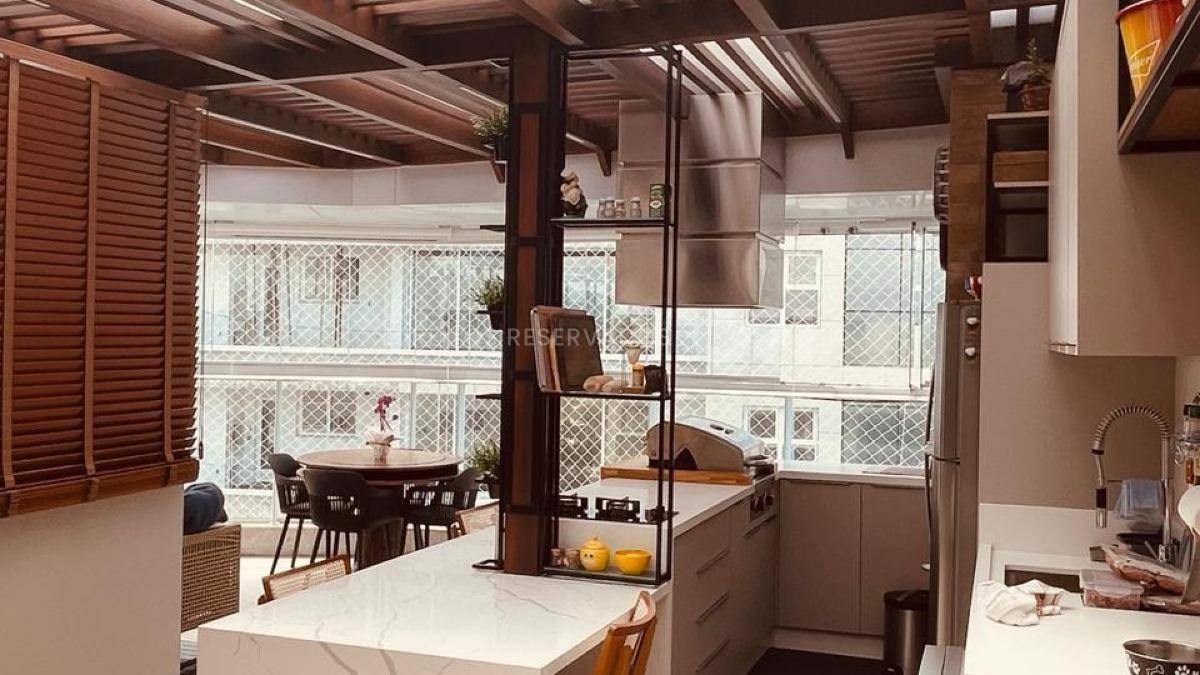 Cobertura Duplex com 3 Suítes no Amores da Brava na Praia Brava em Itajaí