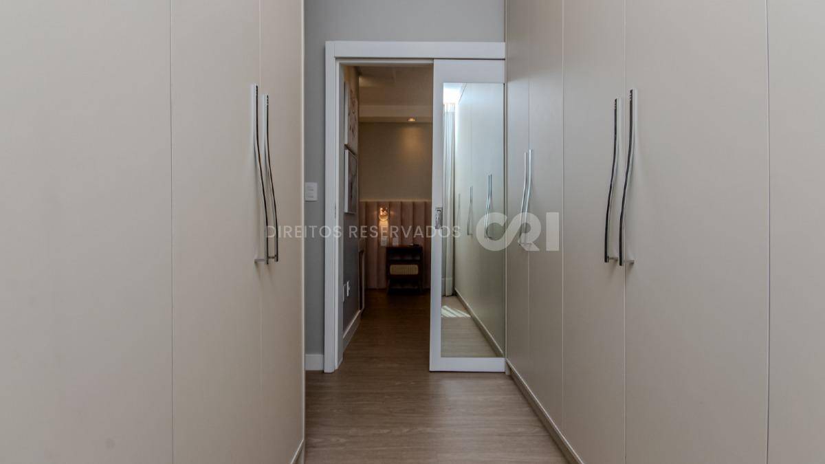 Apartamento com 2 Dormitórios no Edifício Le Blanc, Pioneiros, Balneário Camboriú