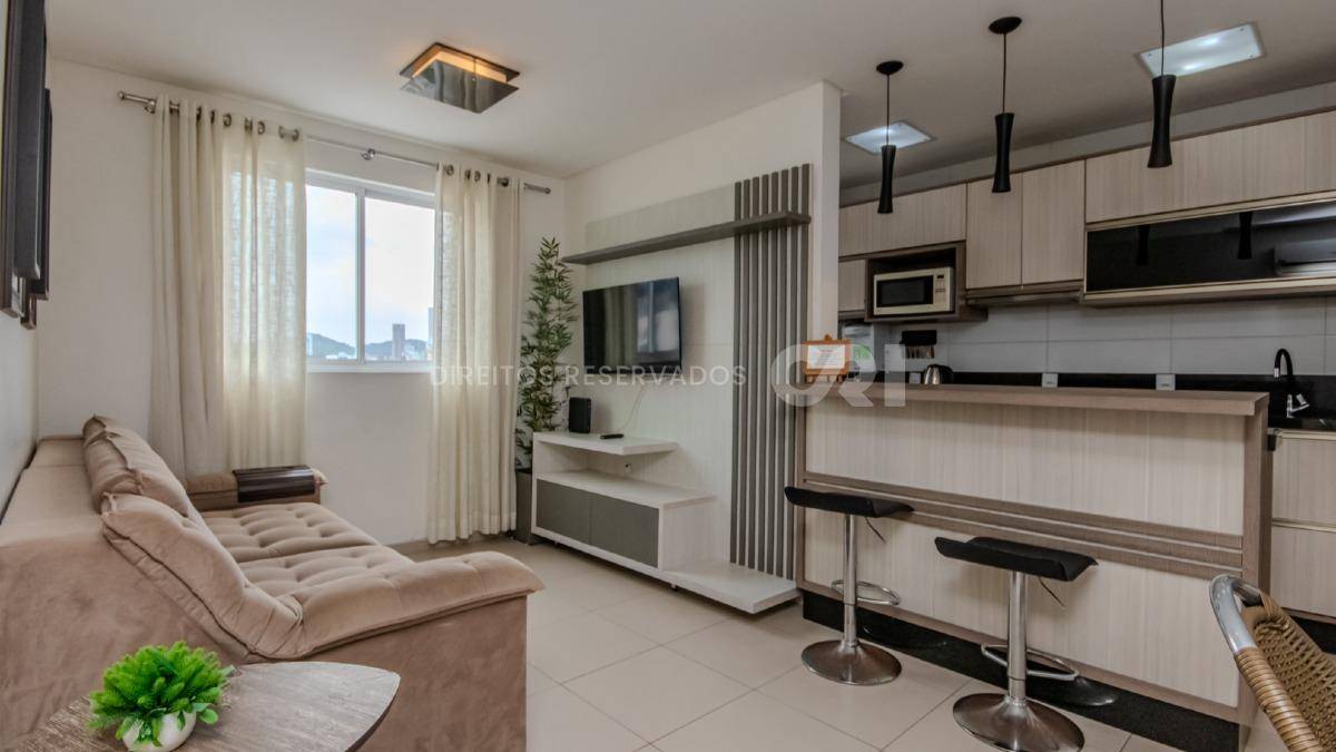 Apartamento Mobiliado com 2 Quartos no Residencial Varekai, Nações, Balneário Camboriú