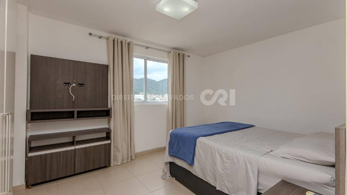 Apartamento Mobiliado com 2 Quartos no Residencial Varekai, Nações, Balneário Camboriú