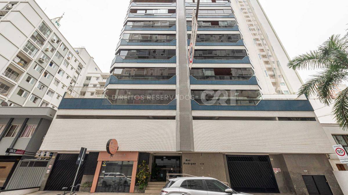 Apartamento Mobiliado com 2 Dormitórios no Edifício Michigan, Barra Norte, Balneário Camboriú