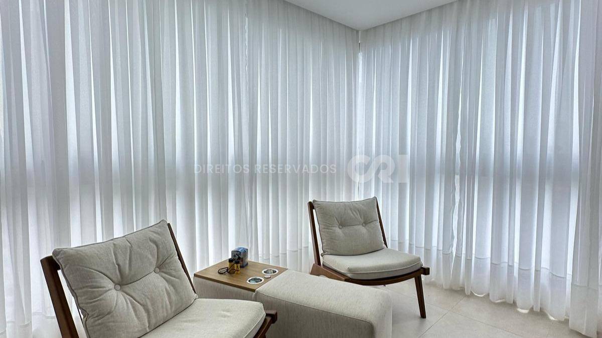 Apartamento com 3 Suítes no Marina View Residence no Canto da Praia em Itapema