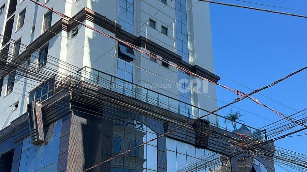 Apartamento com 3 Suítes no Marina View Residence no Canto da Praia em Itapema