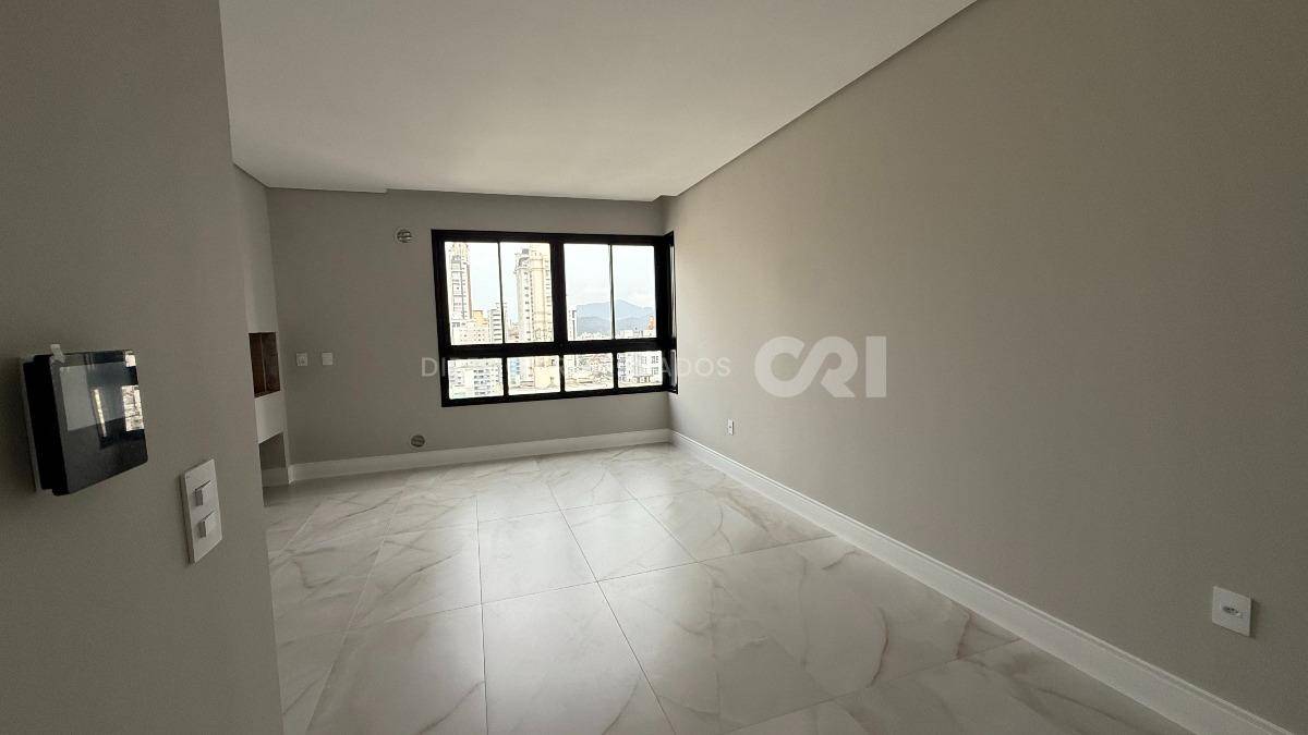 Apartamento com 3 Suítes no Ilhas Fiji Residence, Centro de Balneário Camboriú
