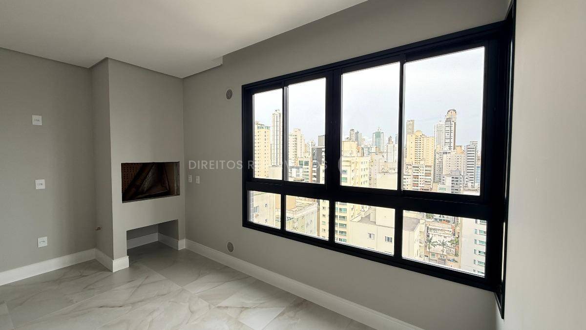Apartamento com 3 Suítes no Ilhas Fiji Residence, Centro de Balneário Camboriú