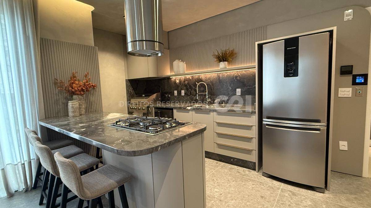 Apartamento com 3 Suítes no Ilhas Fiji Residence, Centro de Balneário Camboriú