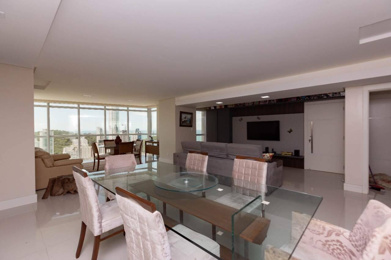 Foto do imóvel Apartamento no Alameda Jardins em Balneário Camboriú – 228m², 4 suítes e lazer completo