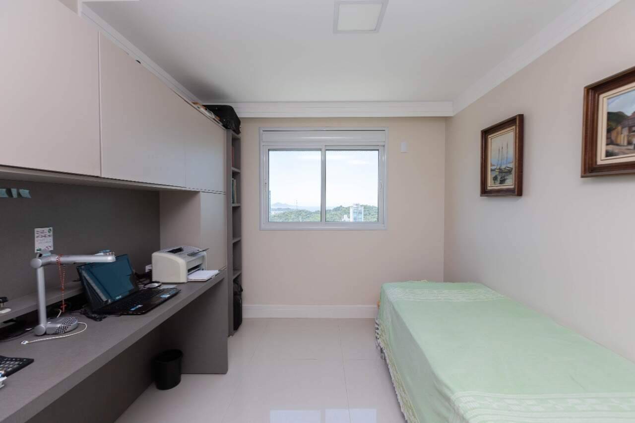 Foto do imóvel Apartamento no Alameda Jardins em Balneário Camboriú – 228m², 4 suítes e lazer completo