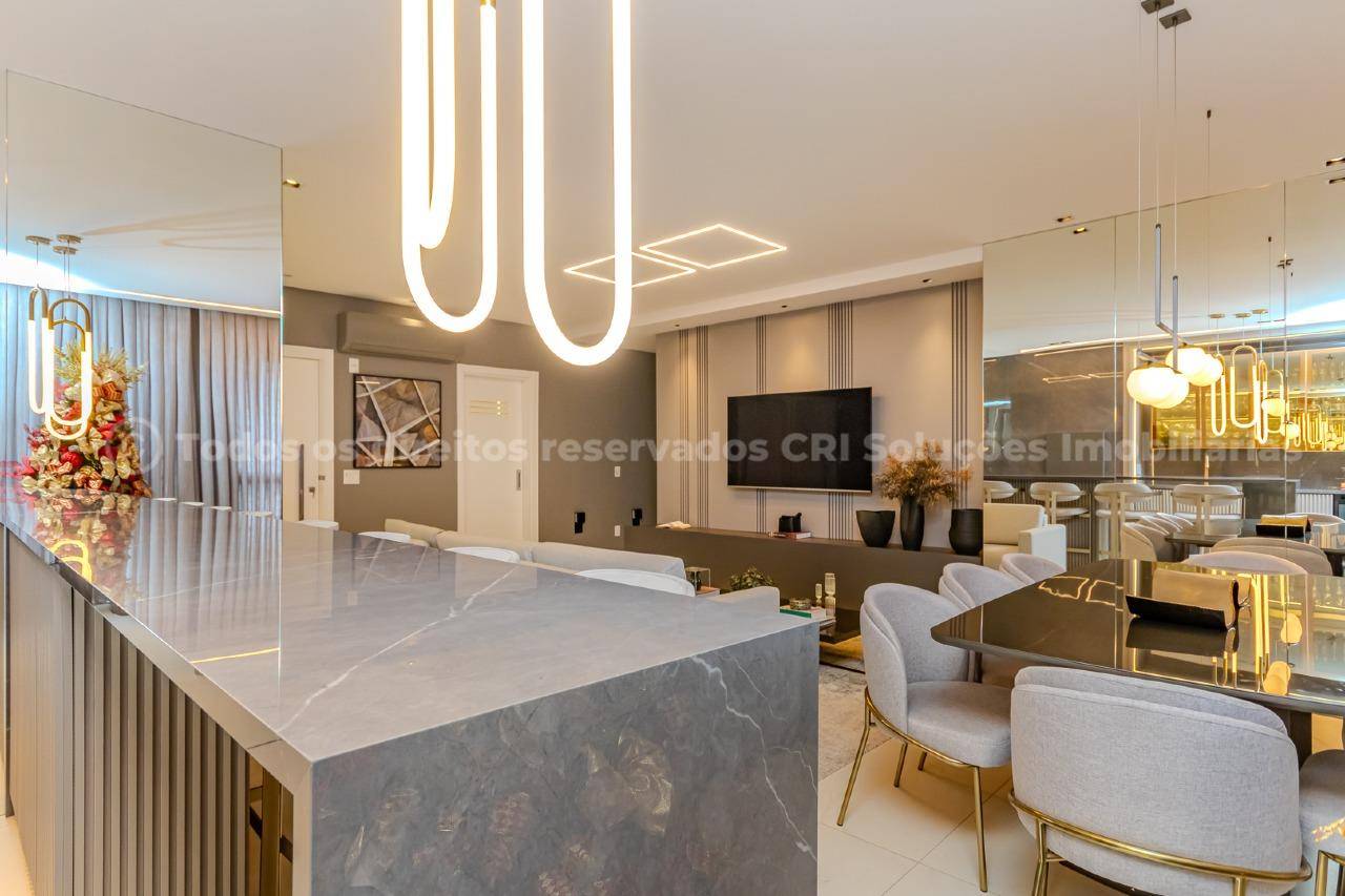 Foto do imóvel Apartamento Mobiliado á venda com 04 suítes no Royal Tower em Balneário Camboriú