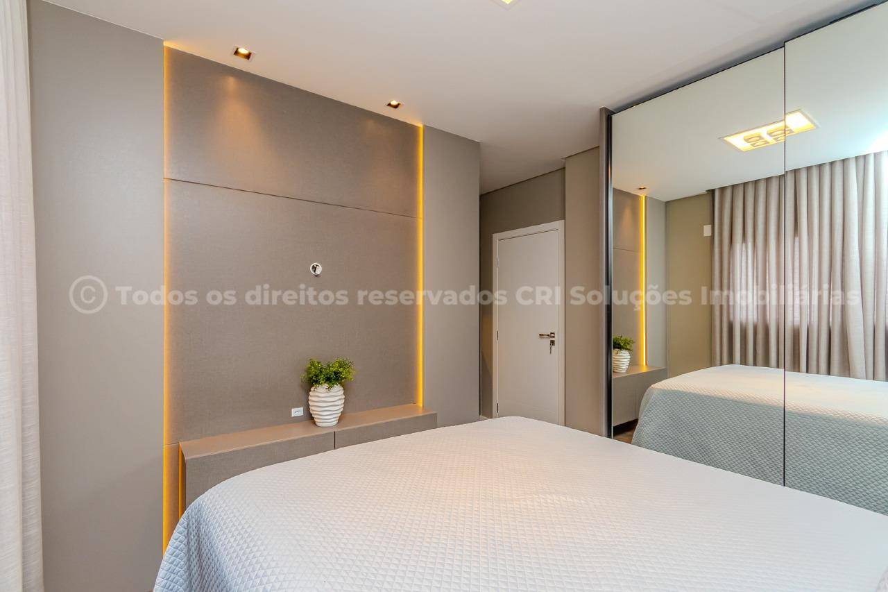 Foto do imóvel Apartamento Mobiliado á venda com 04 suítes no Royal Tower em Balneário Camboriú