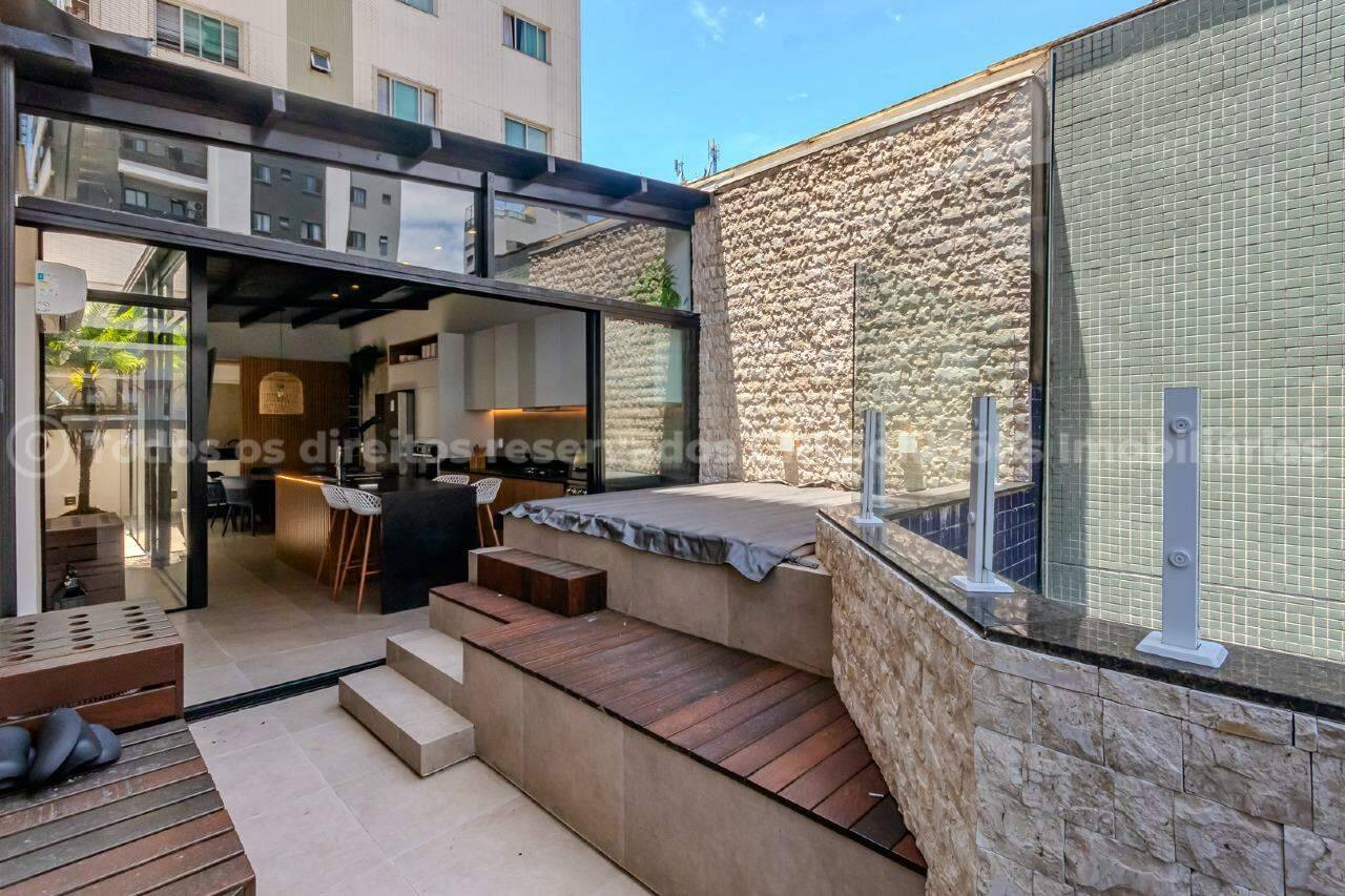 Foto do imóvel Apartamento Mobiliado á venda com 04 Dormitórios no Edifício Lá Salle em Balneário Camboriú
