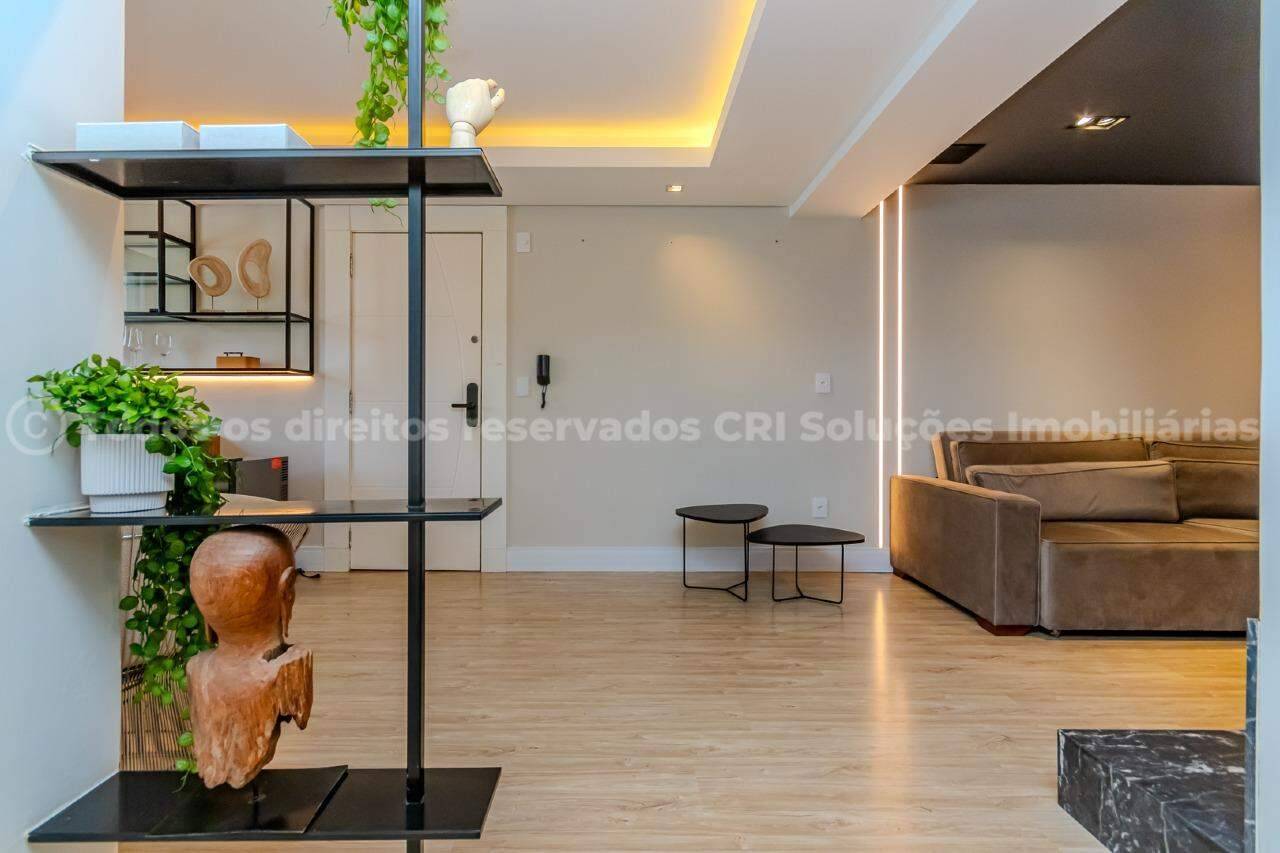Foto do imóvel Apartamento Mobiliado á venda com 04 Dormitórios no Edifício Lá Salle em Balneário Camboriú
