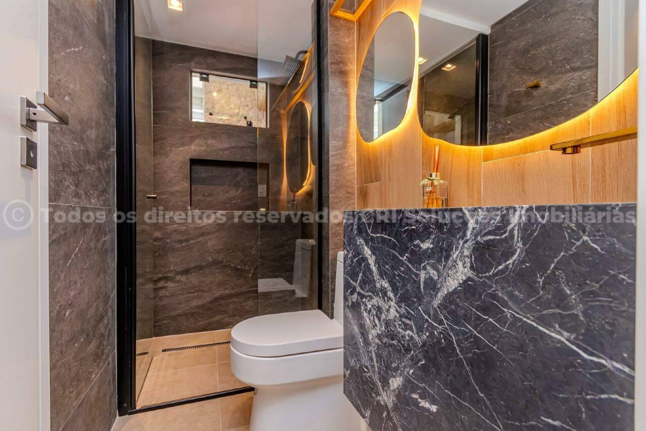 Foto do imóvel Apartamento Mobiliado á venda com 04 Dormitórios no Edifício Lá Salle em Balneário Camboriú