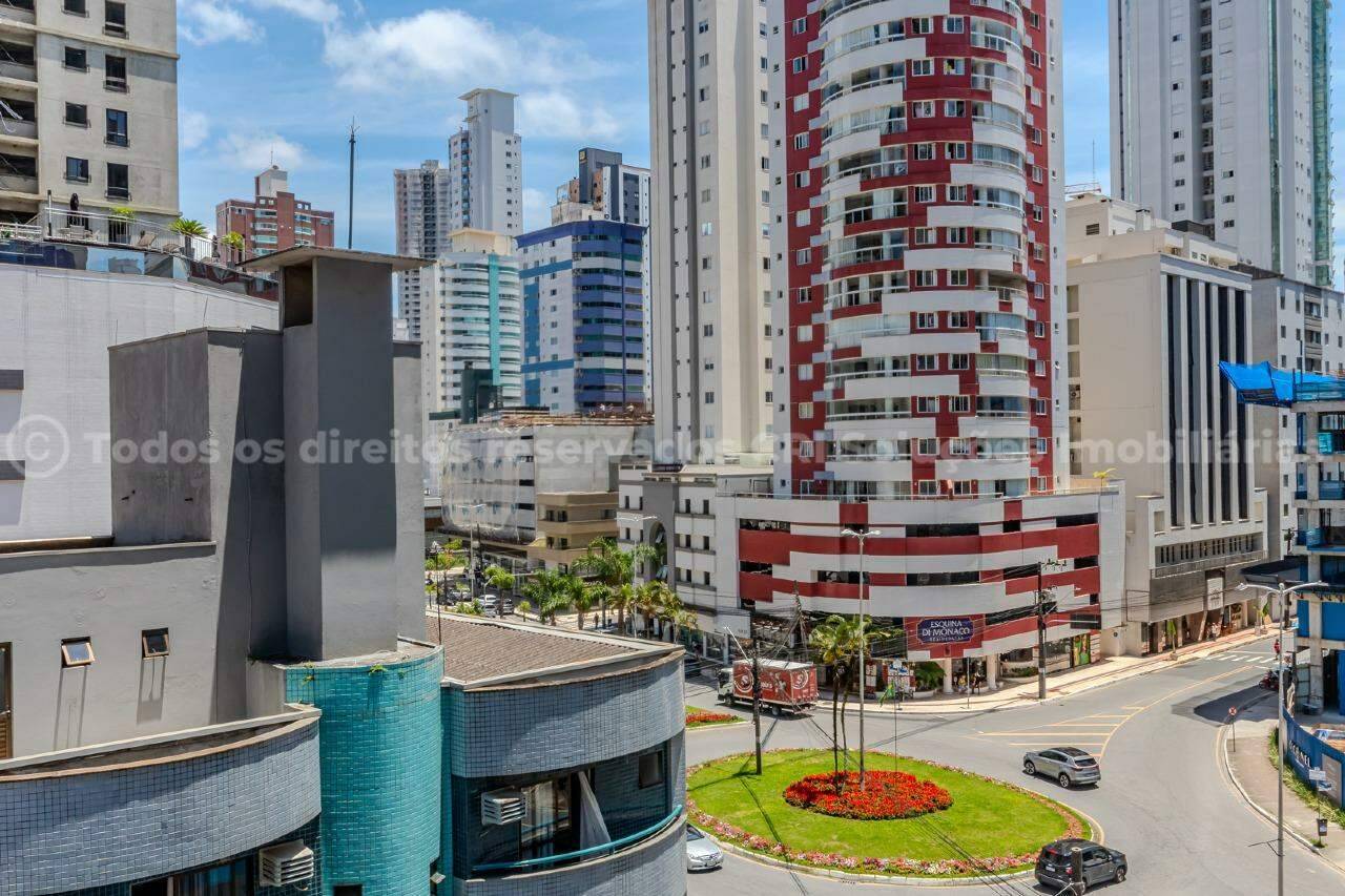 Foto do imóvel Apartamento Mobiliado á venda com 04 Dormitórios no Edifício Lá Salle em Balneário Camboriú