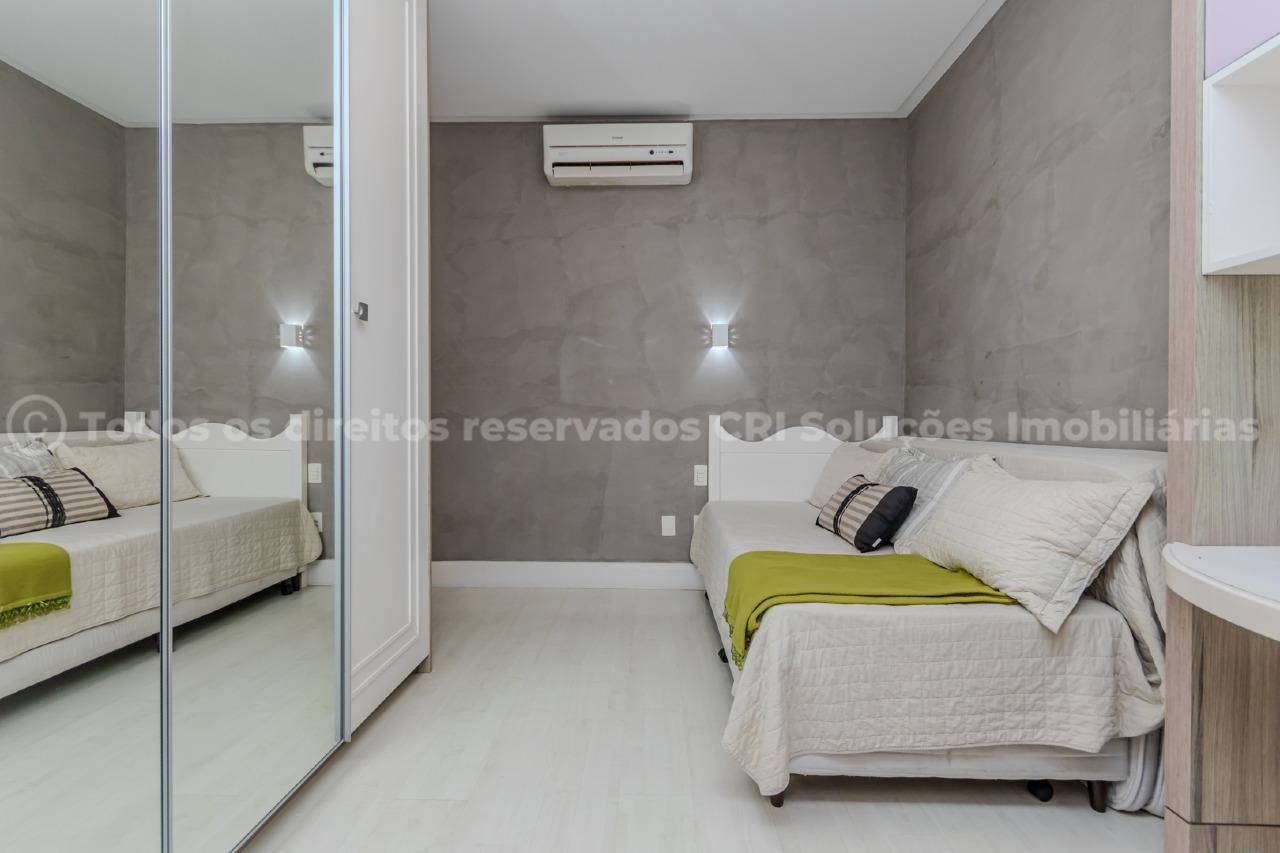 Foto do imóvel Apartamento com 3 Dormitórios no Chateau de Versailles no Centro de Balneário Camboriú