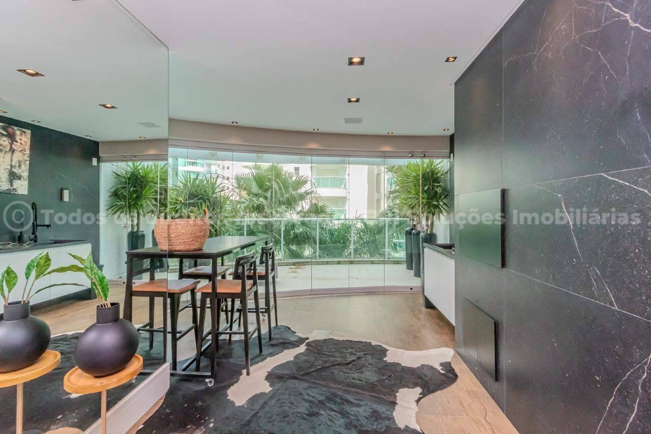 Foto do imóvel Apartamento mobiliado no Brava Beach Torre Aroeira Itajaí com 3 suítes e terraço