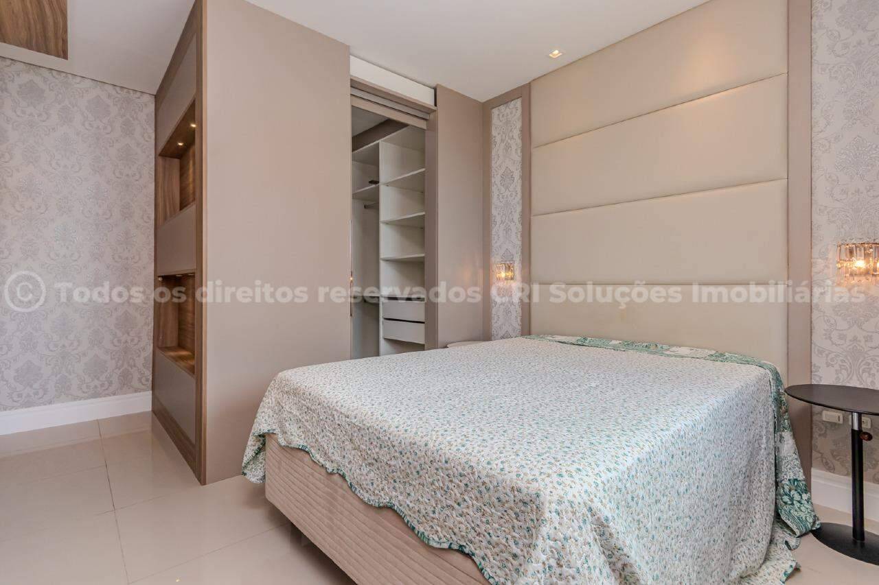 Foto do imóvel Apartamento 3 Dormitórios no Edifício Torre de São Francisco Balneário Camboriú